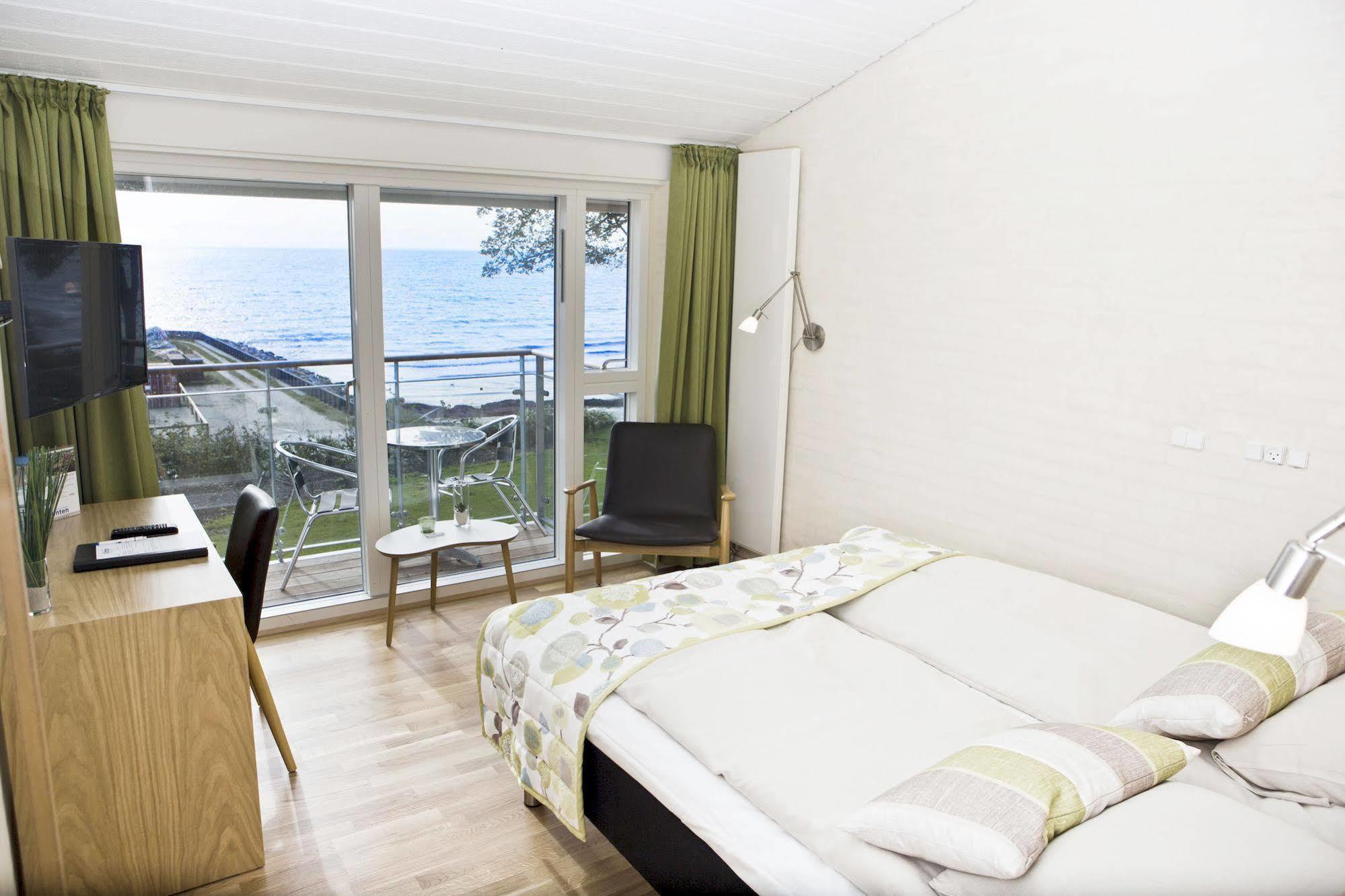 Strandhotel Klinten Aps Рёдвиг Экстерьер фото